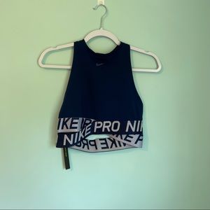 Nike top